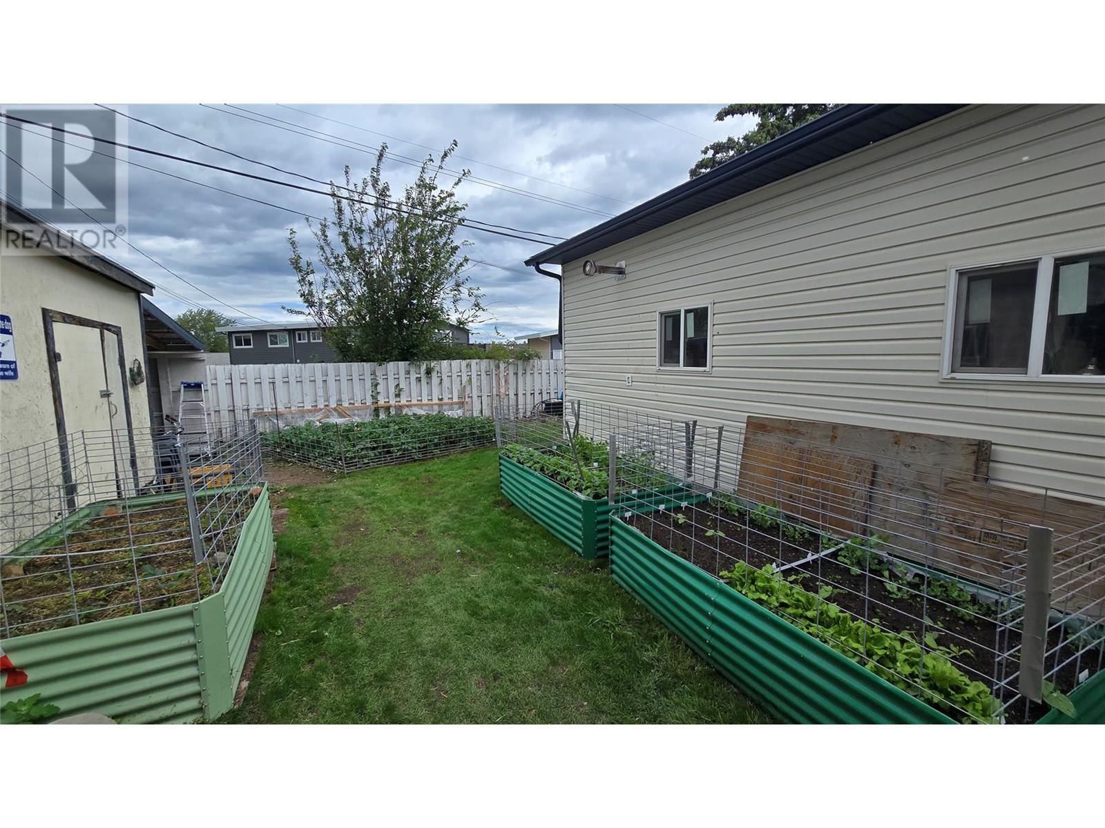 1904 108 Avenue, Dawson Creek