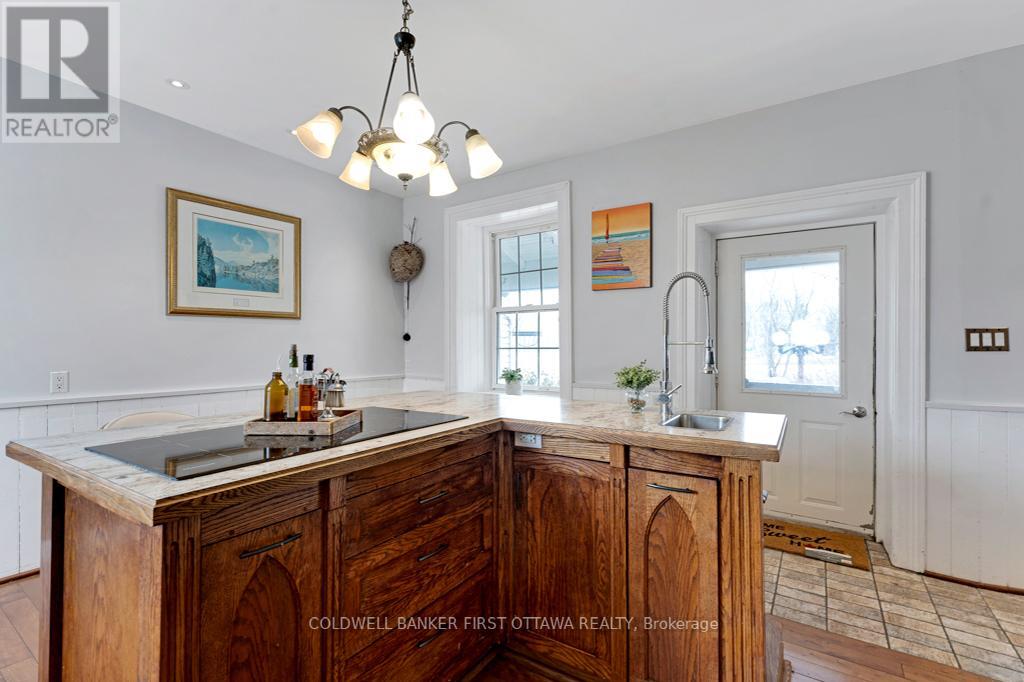 Photo 16 of 28 South Street, Drummond North Elmsley ON