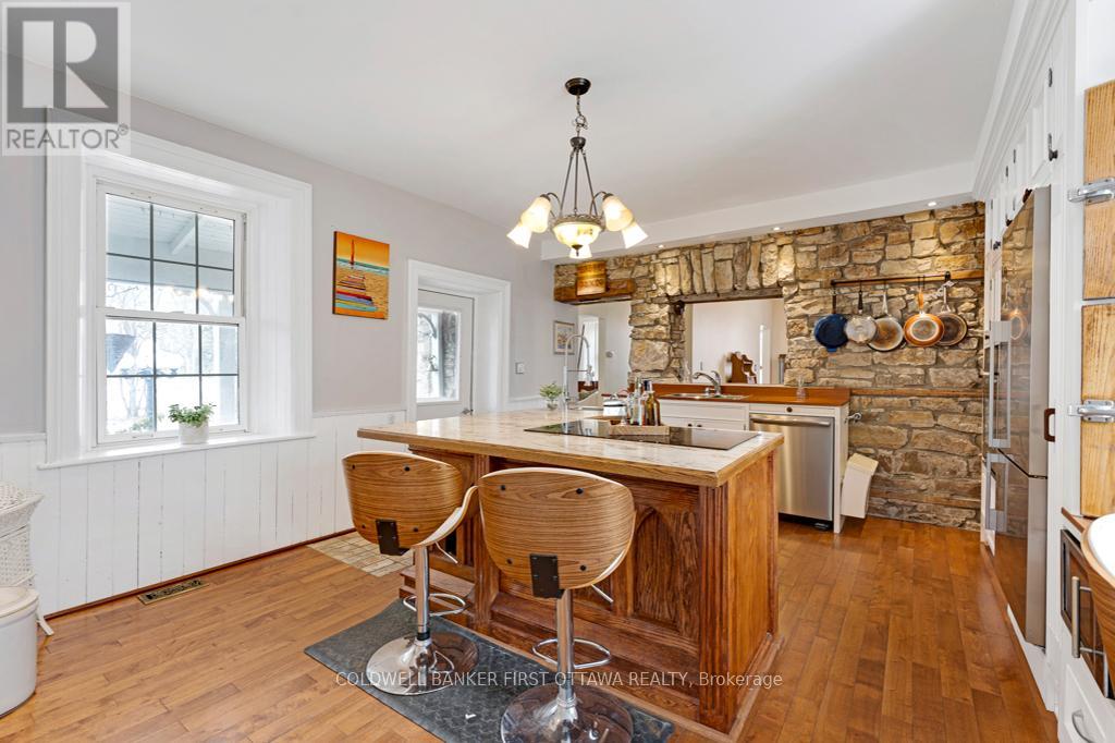 Photo 15 of 28 South Street, Drummond North Elmsley ON