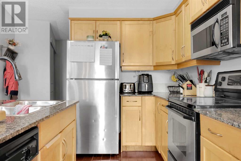 Single Family House Multi-level for Sale in    Avenue SW Garrison Woods Calgary 