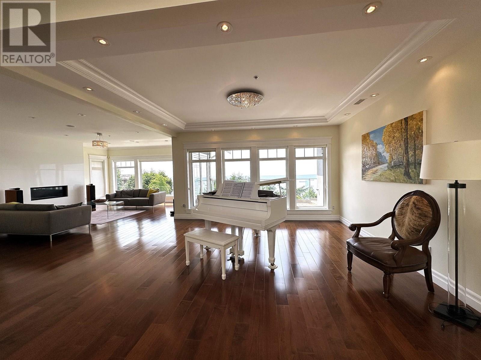 Photo 13 of 2358 Constantine Place, West Vancouver BC