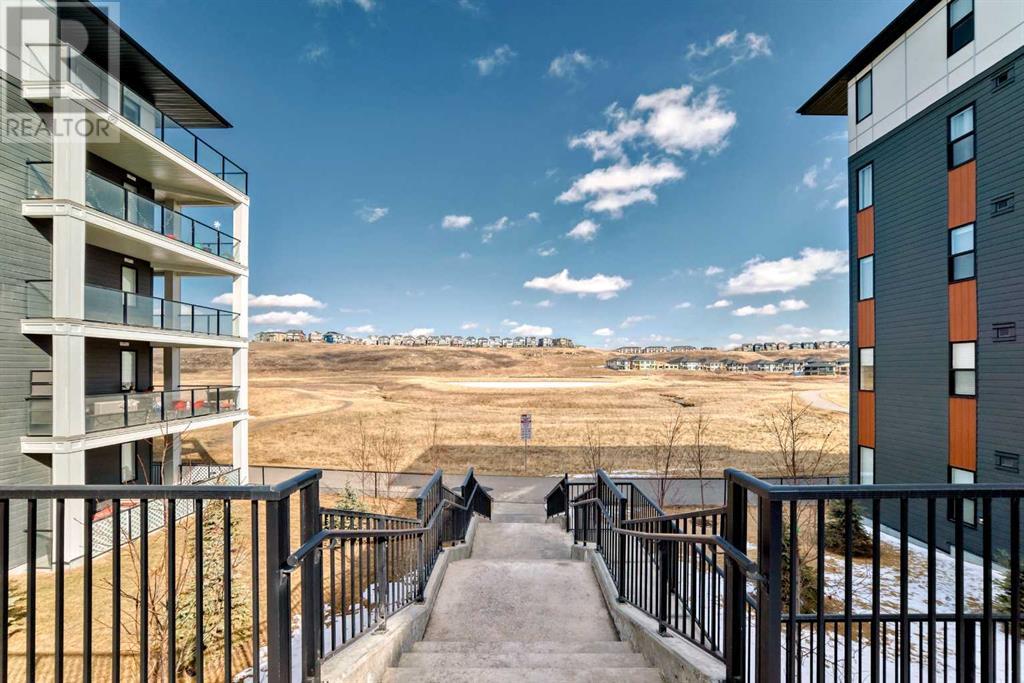 Single Family House for Sale in   Sage Meadows Landing NW Sage Hill Calgary 