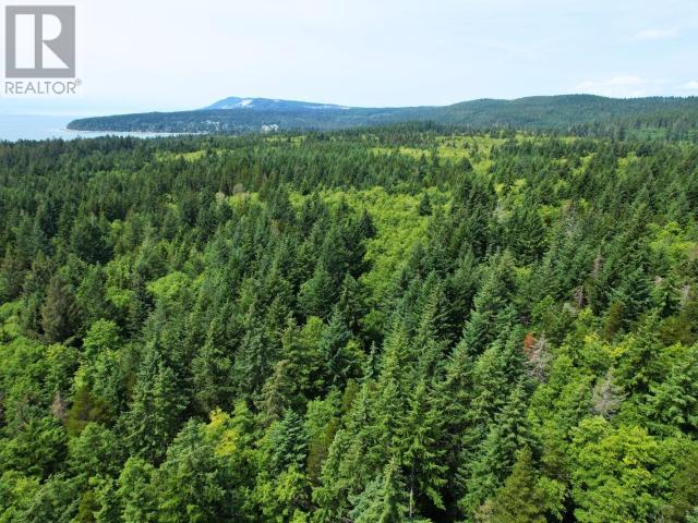 3 Bed, 3 Bath Agriculture for Sale in Texada Island – 5815 SHELTER POINT ROAD, Texada Island - Image 13