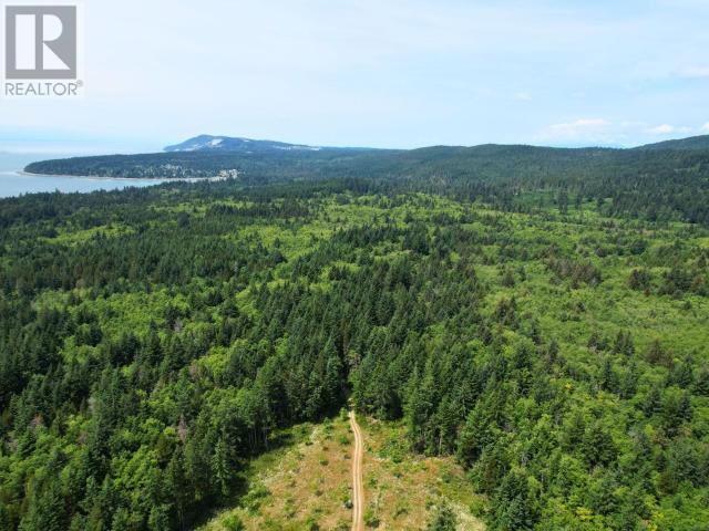 3 Bed, 3 Bath Agriculture for Sale in Texada Island – 5815 SHELTER POINT ROAD, Texada Island - Image 8