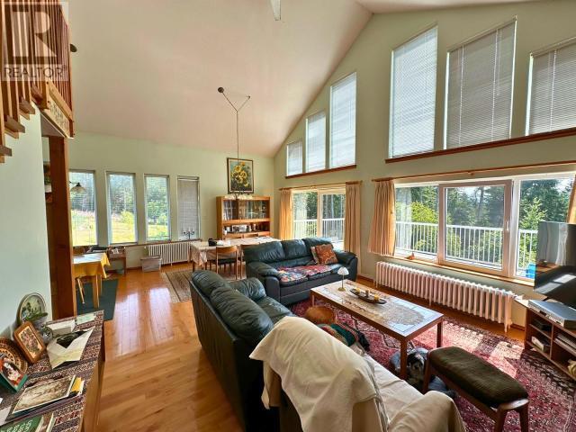 3 Bed, 3 Bath Agriculture for Sale in Texada Island – 5815 SHELTER POINT ROAD, Texada Island - Image 23