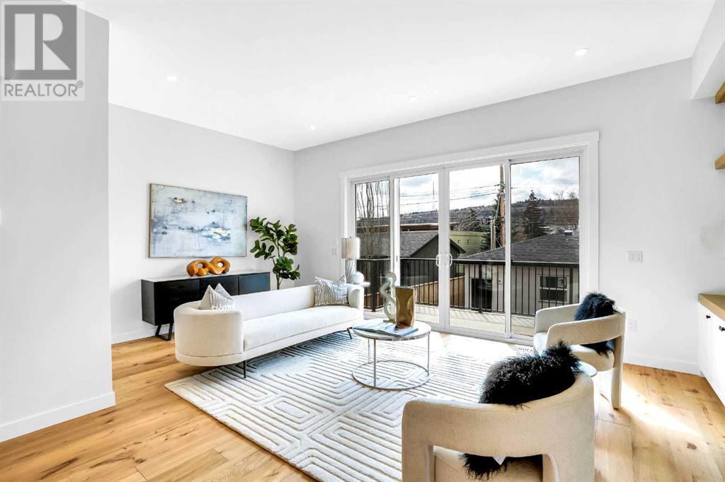 Single Family House for Sale in   Avenue NW Montgomery Calgary 
