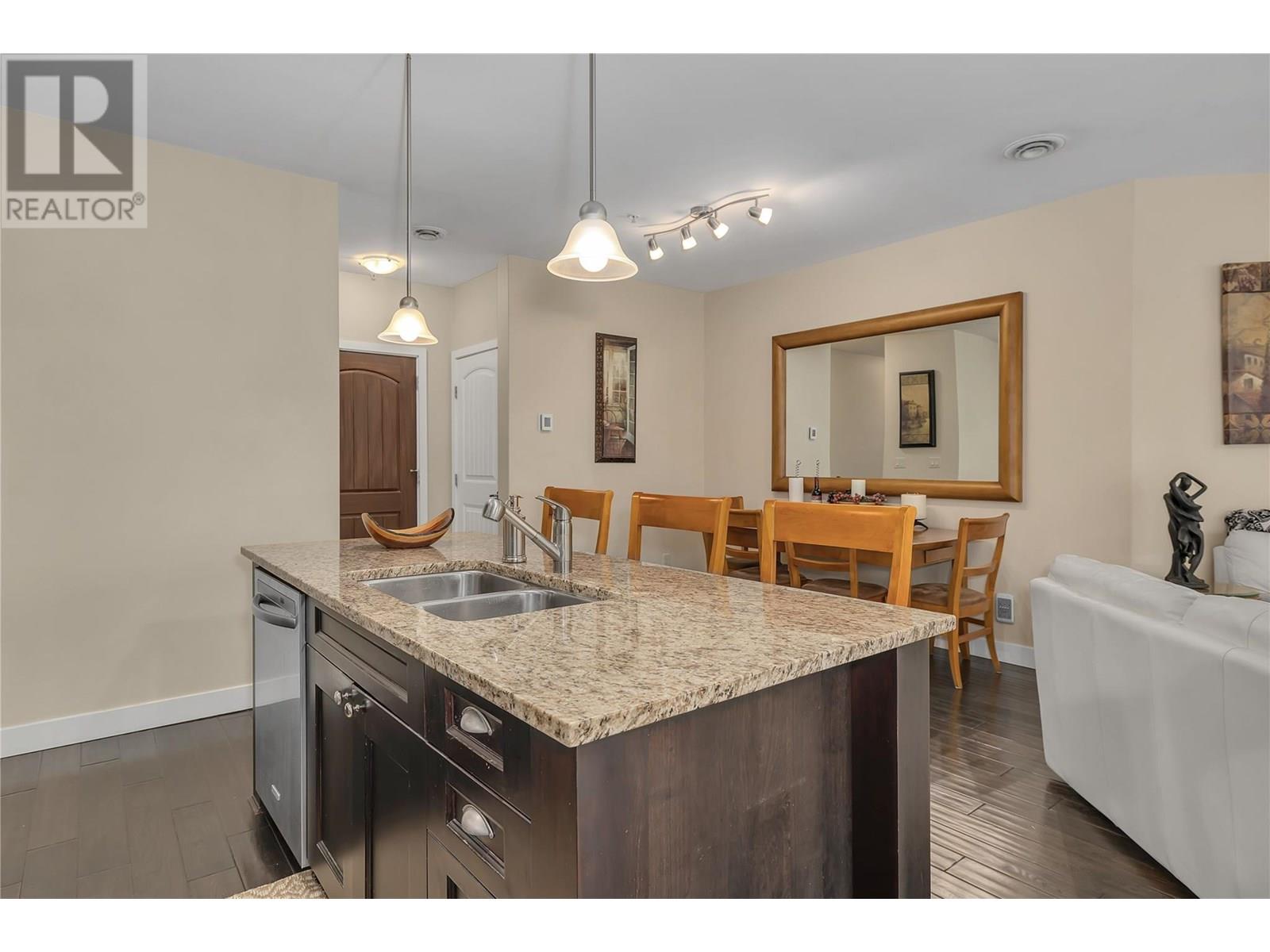 3203 4036 Pritchard Drive North, West Kelowna