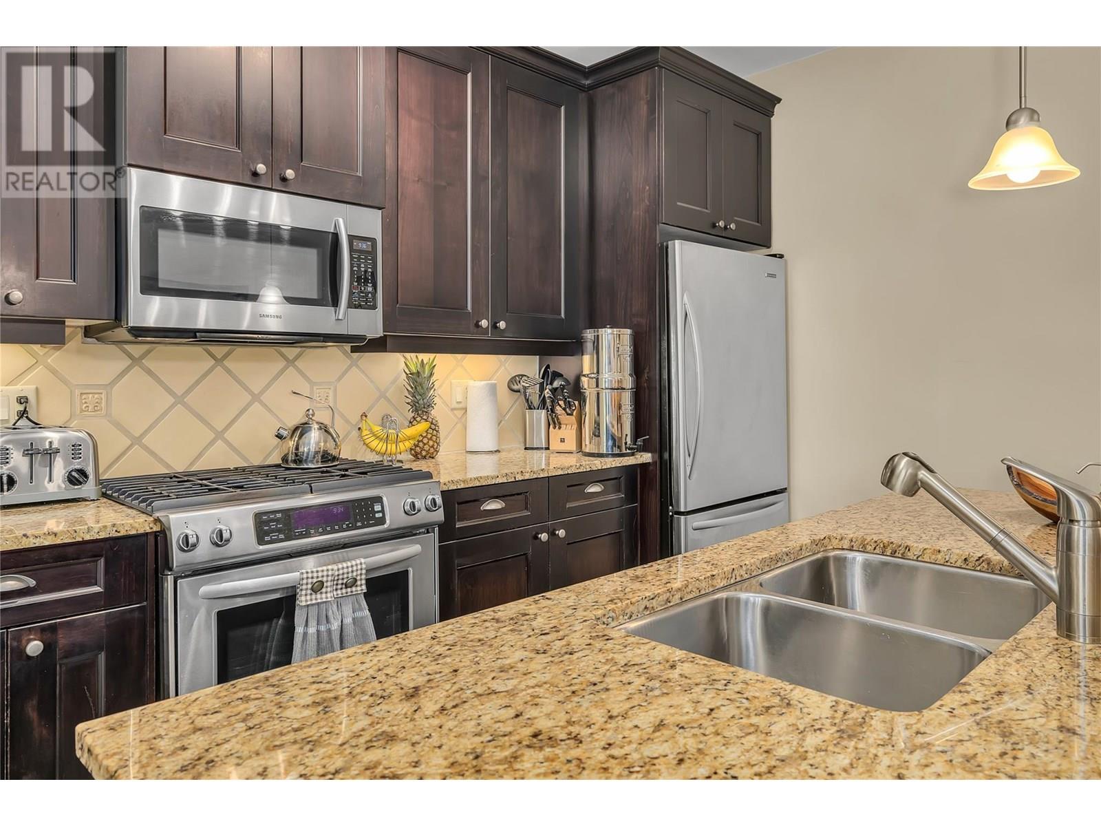 3203 4036 Pritchard Drive North, West Kelowna