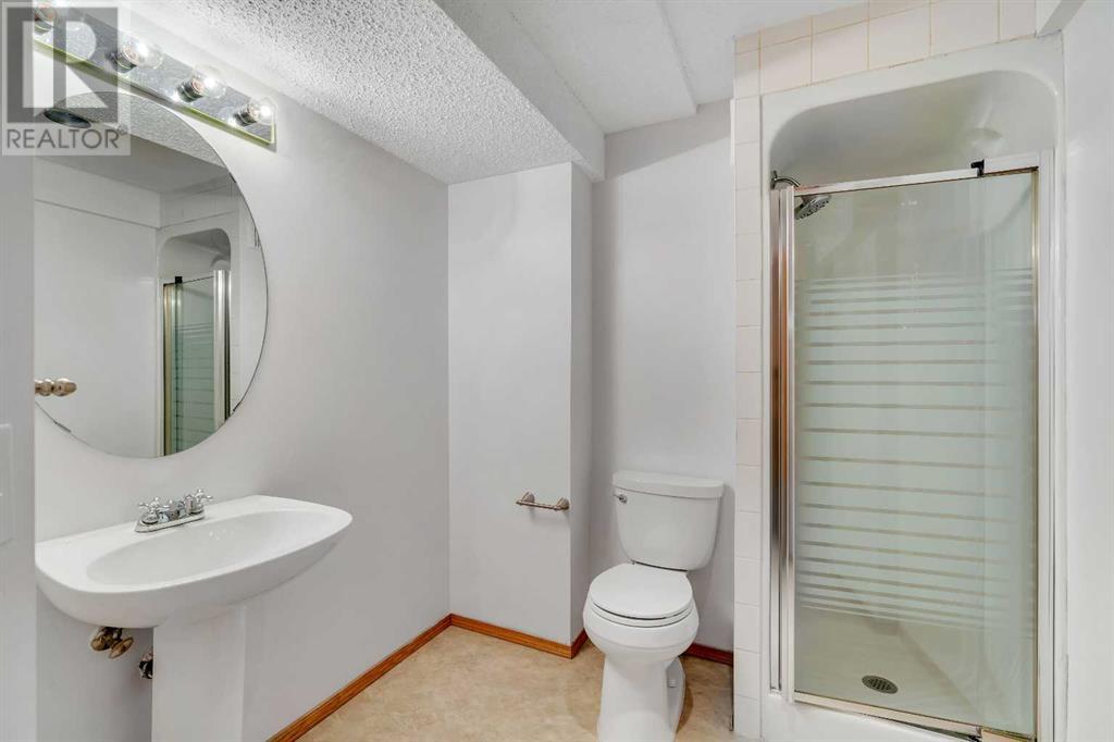 Single Family House for Sale in  Macewan Park View NW MacEwan Glen Calgary 