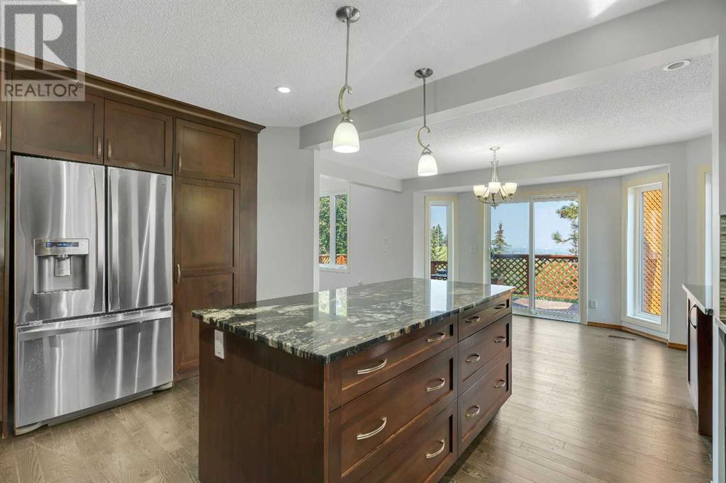 Single Family House for Sale in  Macewan Park View NW MacEwan Glen Calgary 