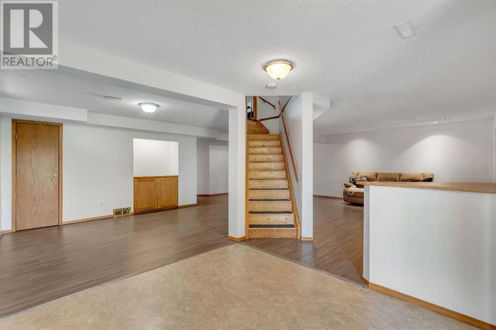 Single Family House for Sale in  Macewan Park View NW MacEwan Glen Calgary 