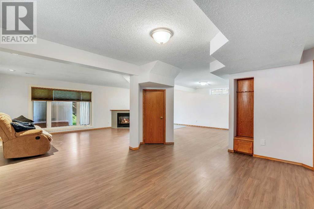 Single Family House for Sale in  Macewan Park View NW MacEwan Glen Calgary 