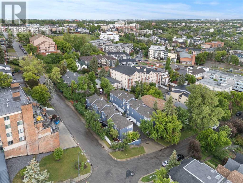 Single Family House for Sale in    Avenue NE Crescent Heights Calgary 