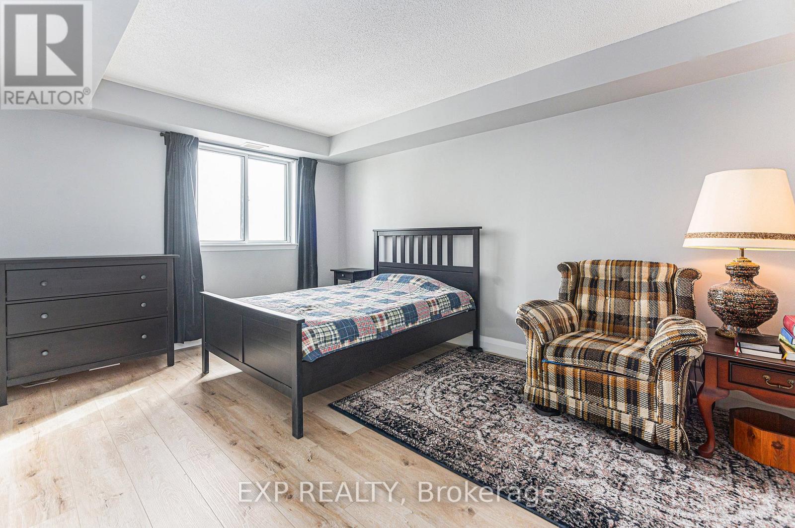Photo 12 of 1106 429 Somerset Street W, Ottawa ON