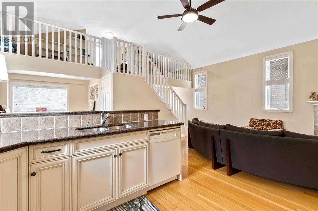 Single Family House for Sale in  Bow Crescent NW Bowness Calgary 