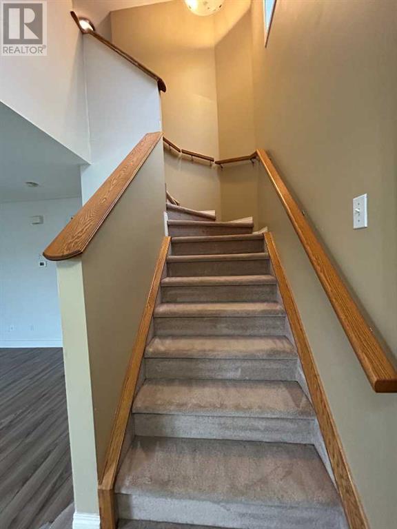 Single Family House for Sale in  saddlemont Close NE Saddle Ridge Calgary 