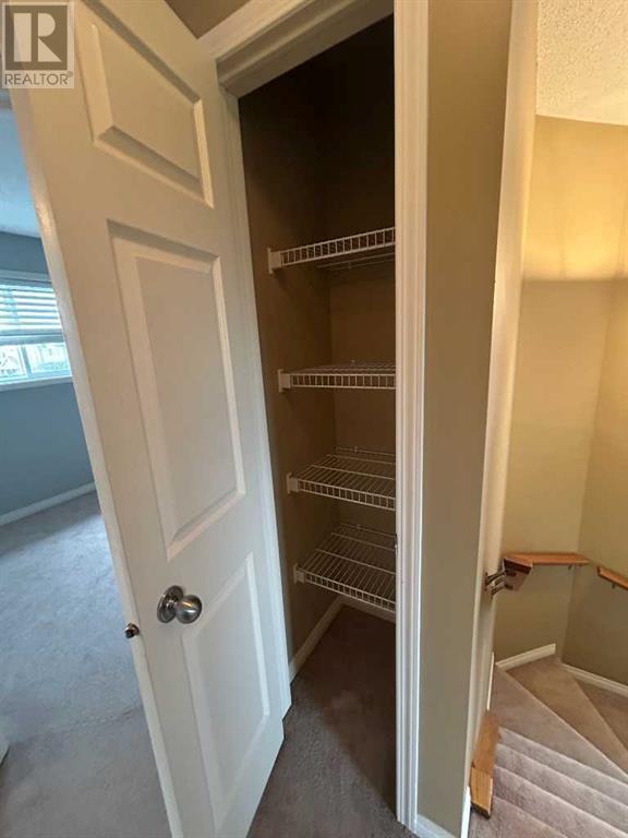 Single Family House for Sale in  saddlemont Close NE Saddle Ridge Calgary 