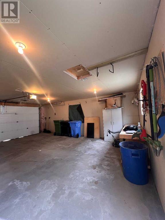 Single Family House for Sale in  saddlemont Close NE Saddle Ridge Calgary 