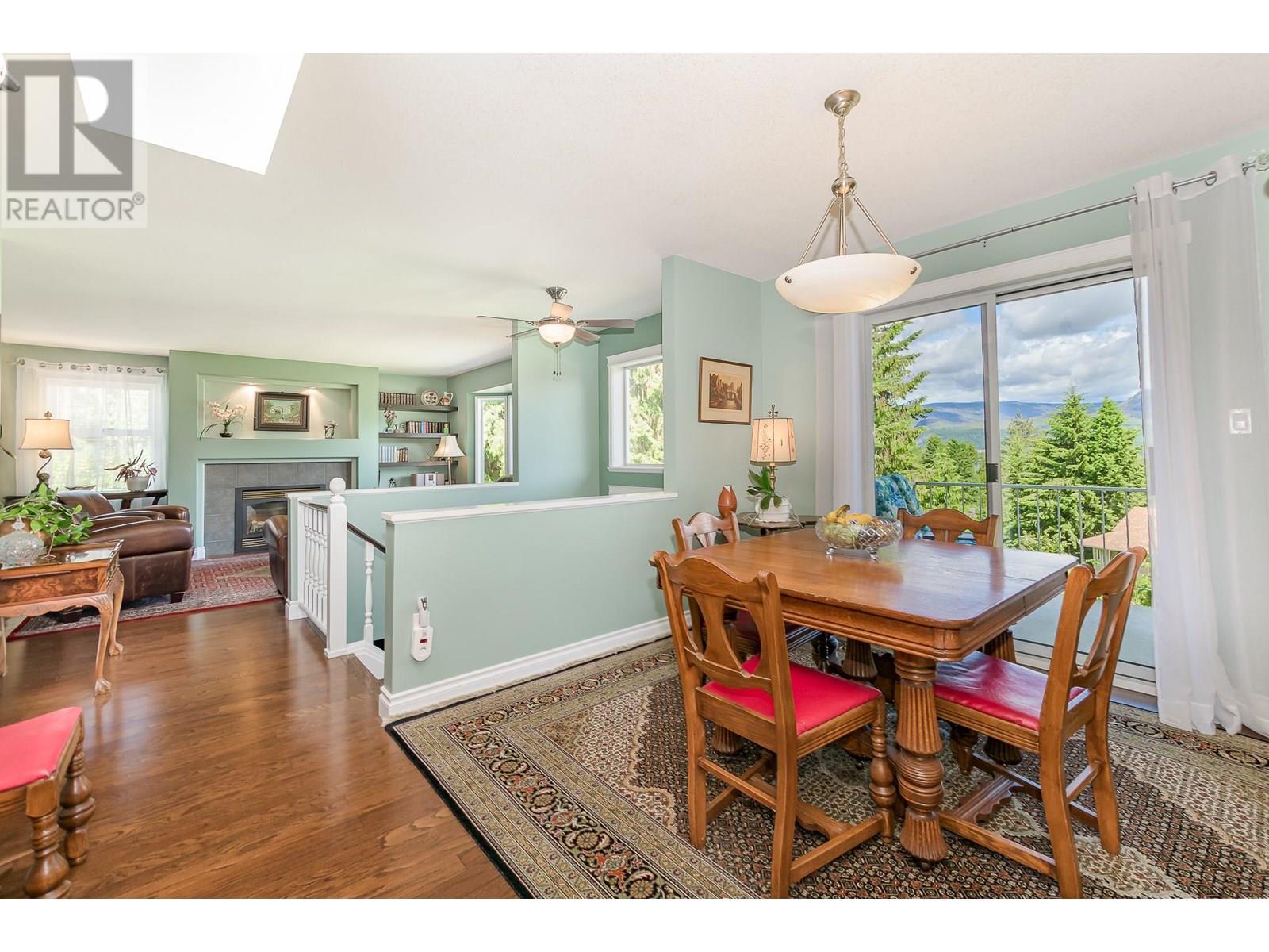 Photo 19 of 2332 Mnt Tuam Crescent, Sorrento BC