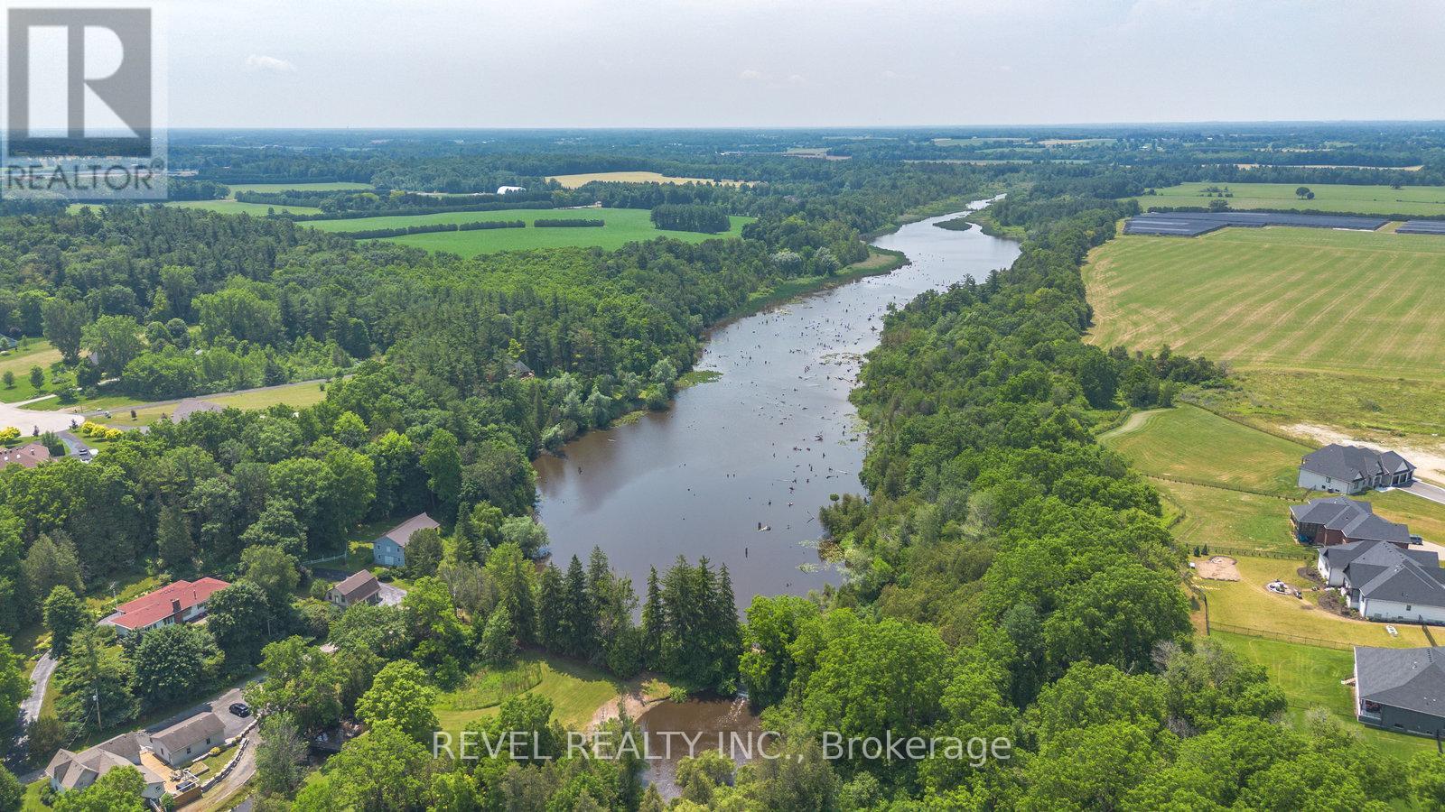 Photo 9 of 143 Oakland Road, Brant ON
