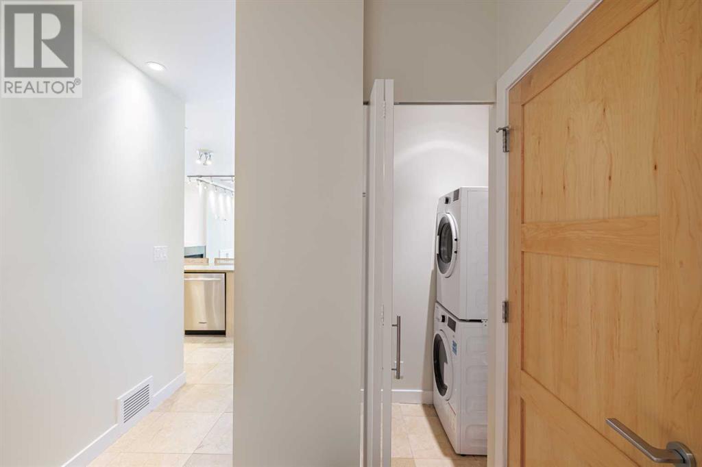 Single Family House for Sale in    Avenue SW Downtown Commercial Core Calgary 