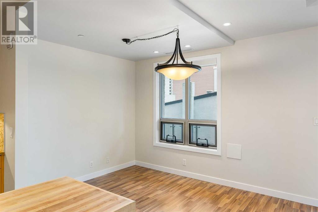 Single Family House for Sale in    Avenue SW Downtown Commercial Core Calgary 