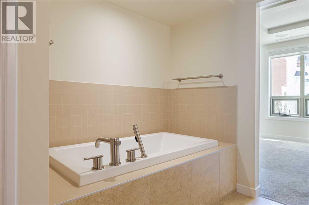 Single Family House for Sale in    Avenue SW Downtown Commercial Core Calgary 