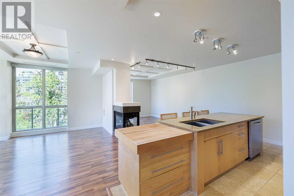 Single Family House for Sale in    Avenue SW Downtown Commercial Core Calgary 