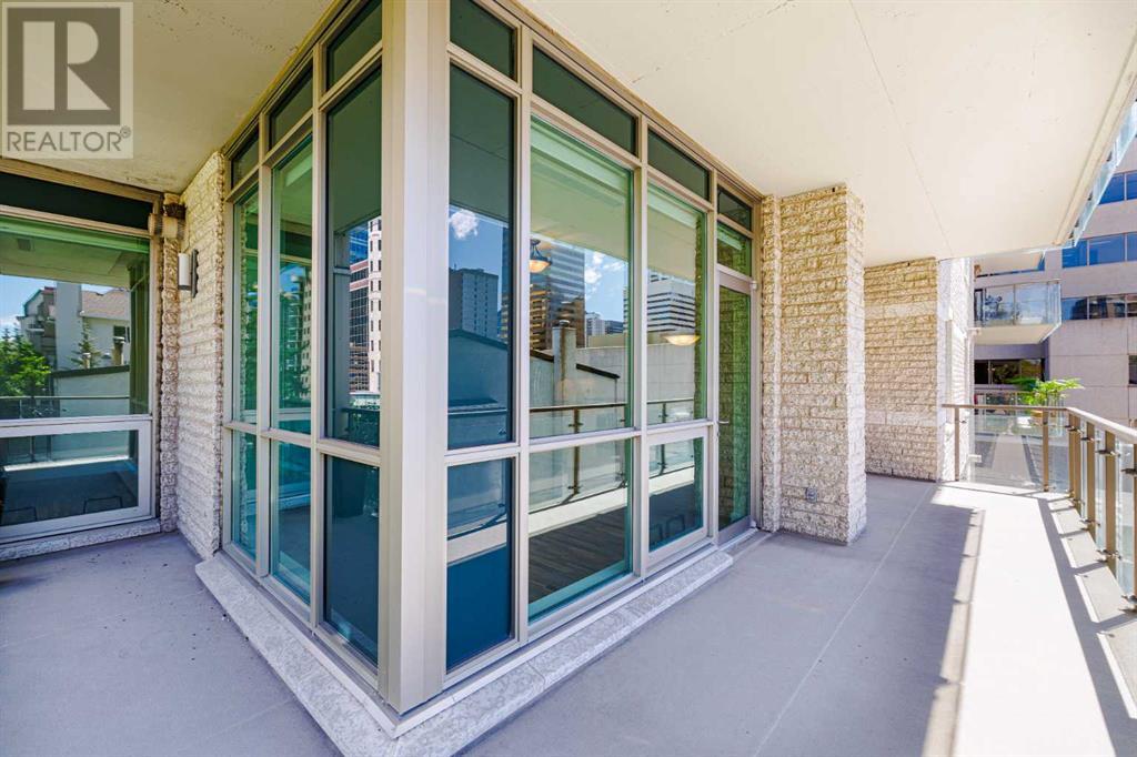 Single Family House for Sale in    Avenue SW Downtown Commercial Core Calgary 