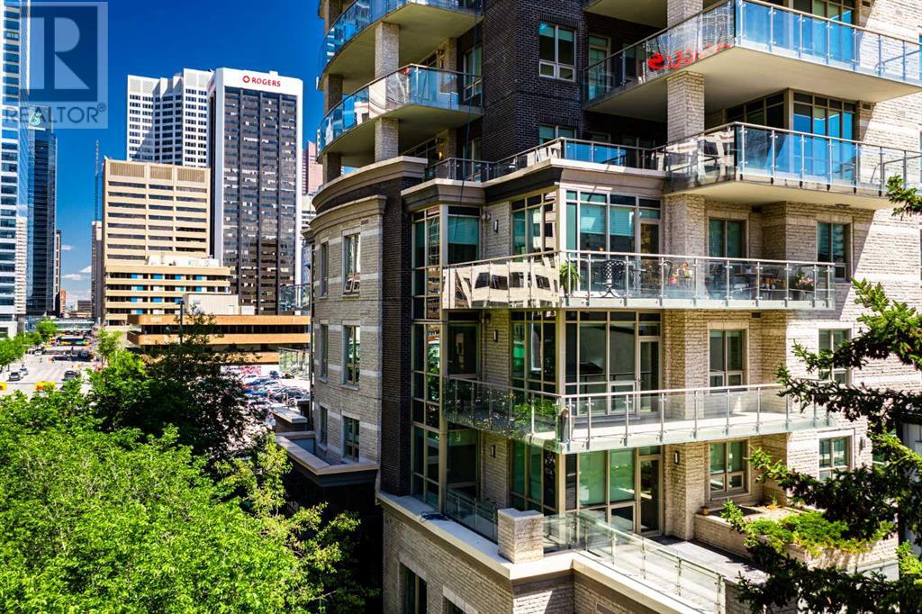 Single Family House for Sale in    Avenue SW Downtown Commercial Core Calgary 