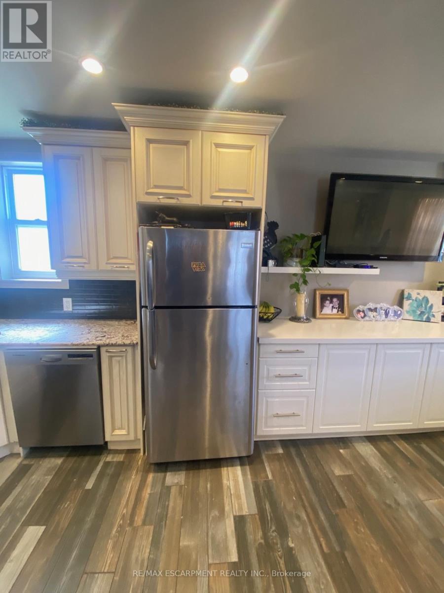 Single Family House for Sale in  KIMBERLY DRIVE Hamilton (Rosedale) 