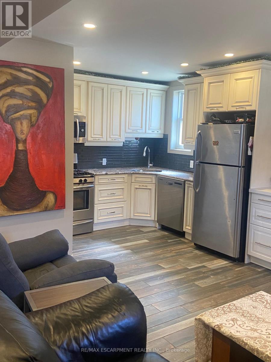 Single Family House for Sale in  KIMBERLY DRIVE Hamilton (Rosedale) 