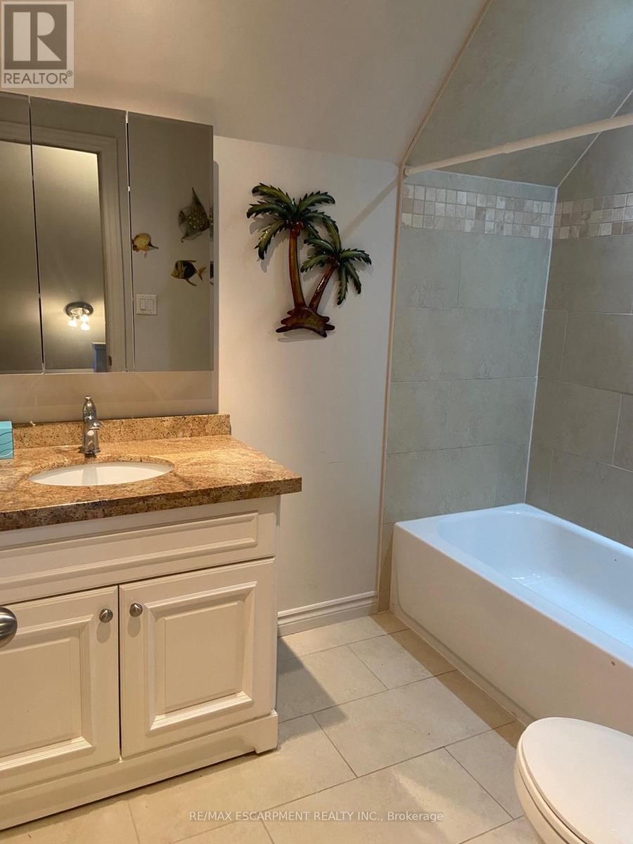 Single Family House for Sale in  KIMBERLY DRIVE Hamilton (Rosedale) 