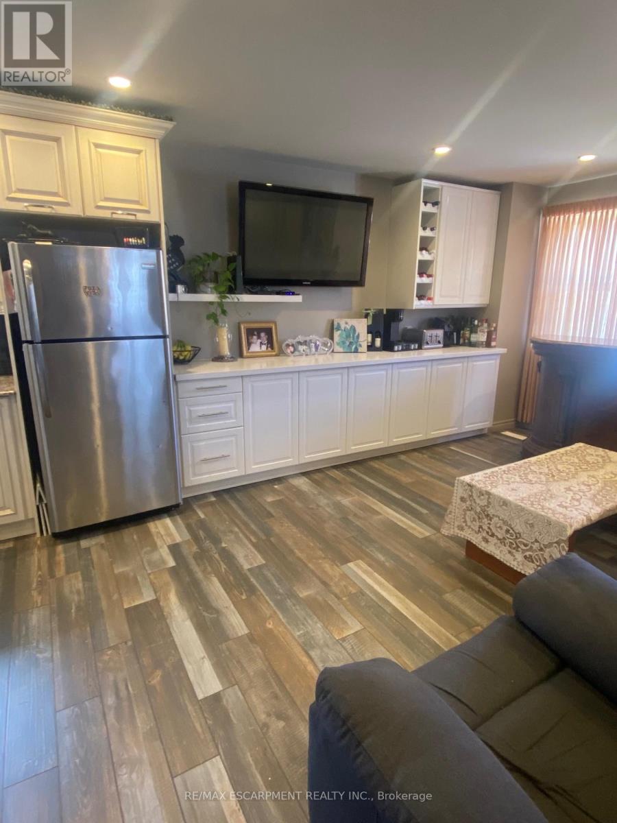 Single Family House for Sale in  KIMBERLY DRIVE Hamilton (Rosedale) 