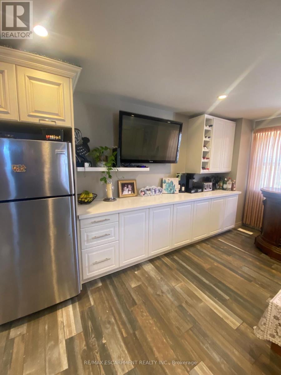 Single Family House for Sale in  KIMBERLY DRIVE Hamilton (Rosedale) 