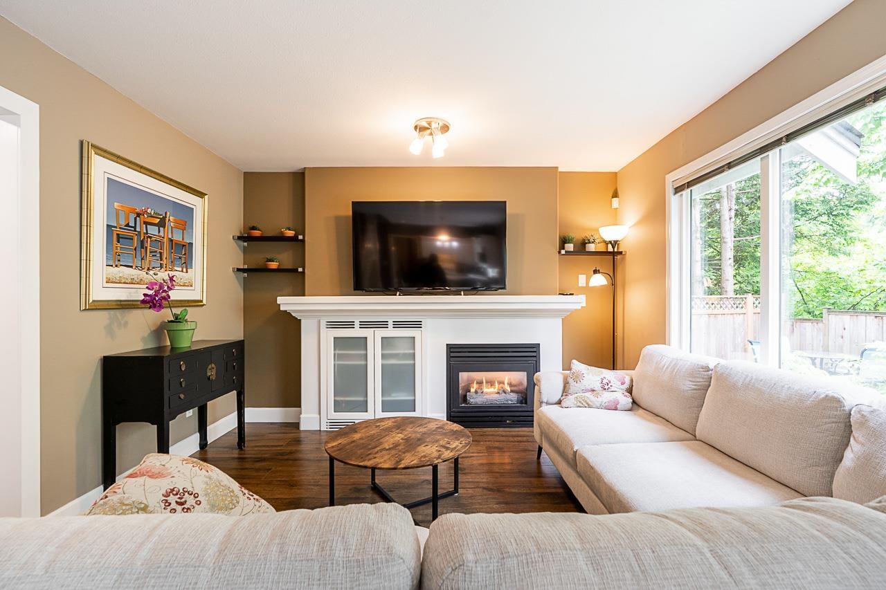 Photo 9 of 7458 147 A Street, Surrey BC