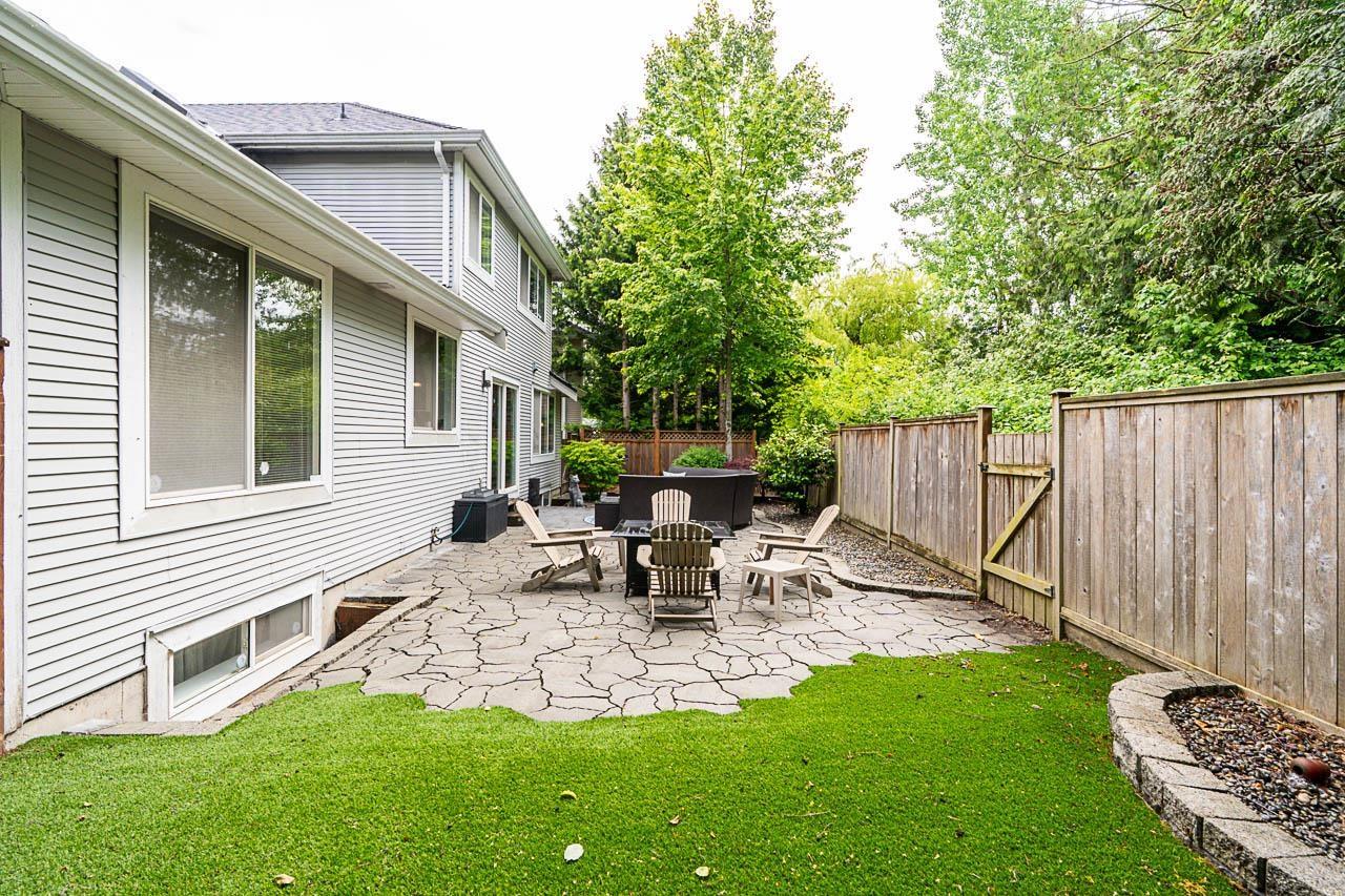Photo 3 of 7458 147 A Street, Surrey BC