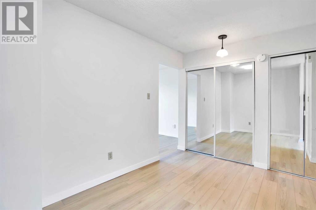 Single Family House for Sale in D   Street NW Bowness Calgary 