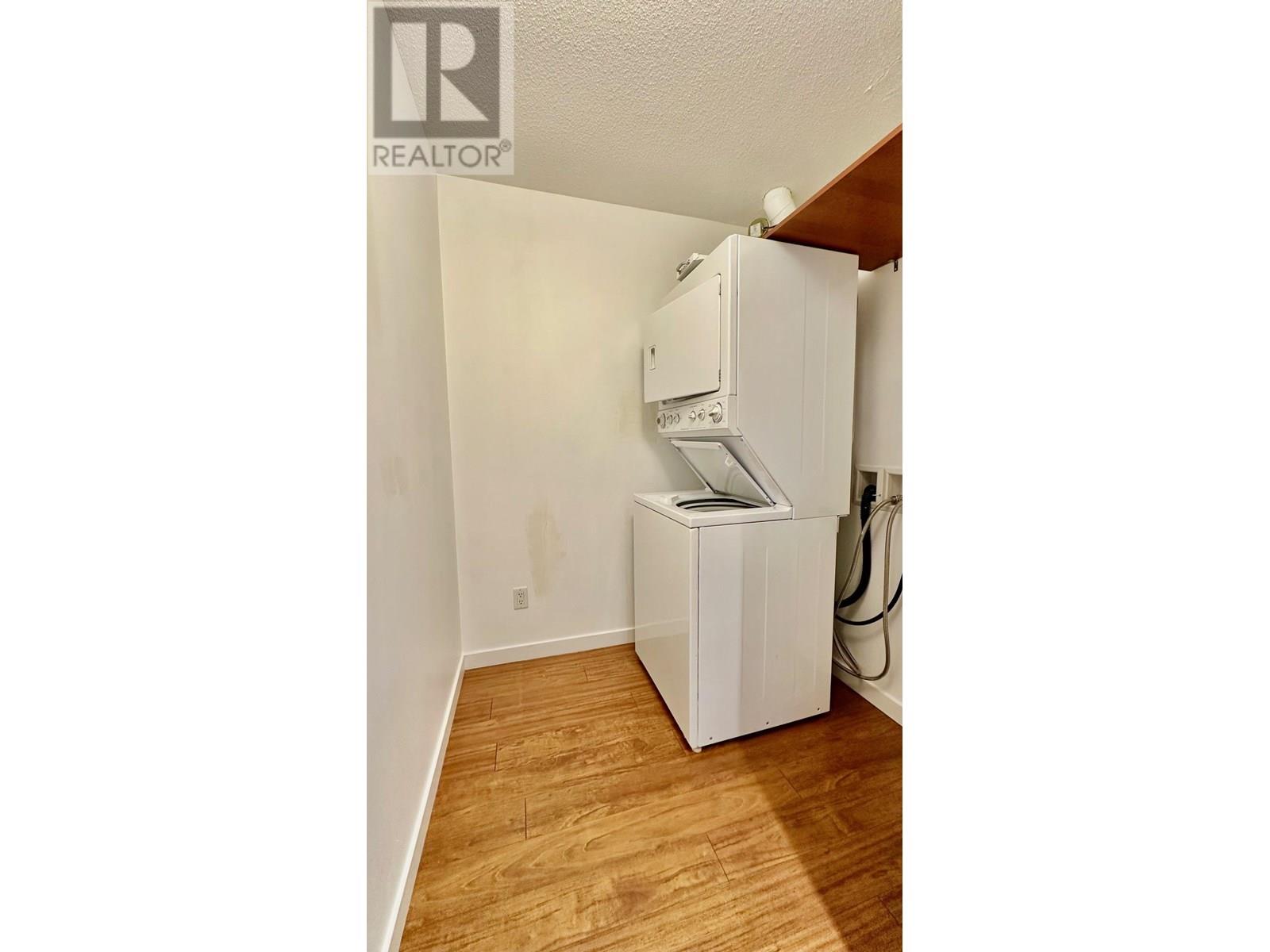 Photo 1 of 902 8160 Lansdowne Road, Richmond BC