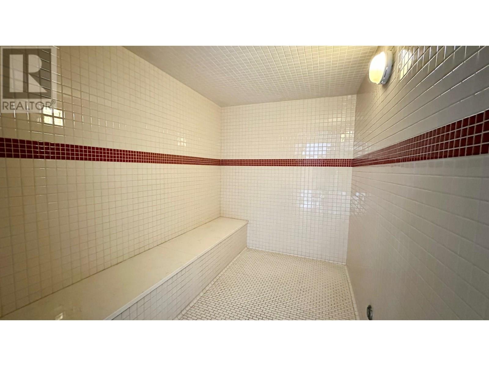 Photo 13 of 902 8160 Lansdowne Road, Richmond BC