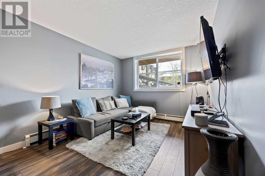 Single Family House for Sale in   Memorial Drive NW Sunnyside Calgary 