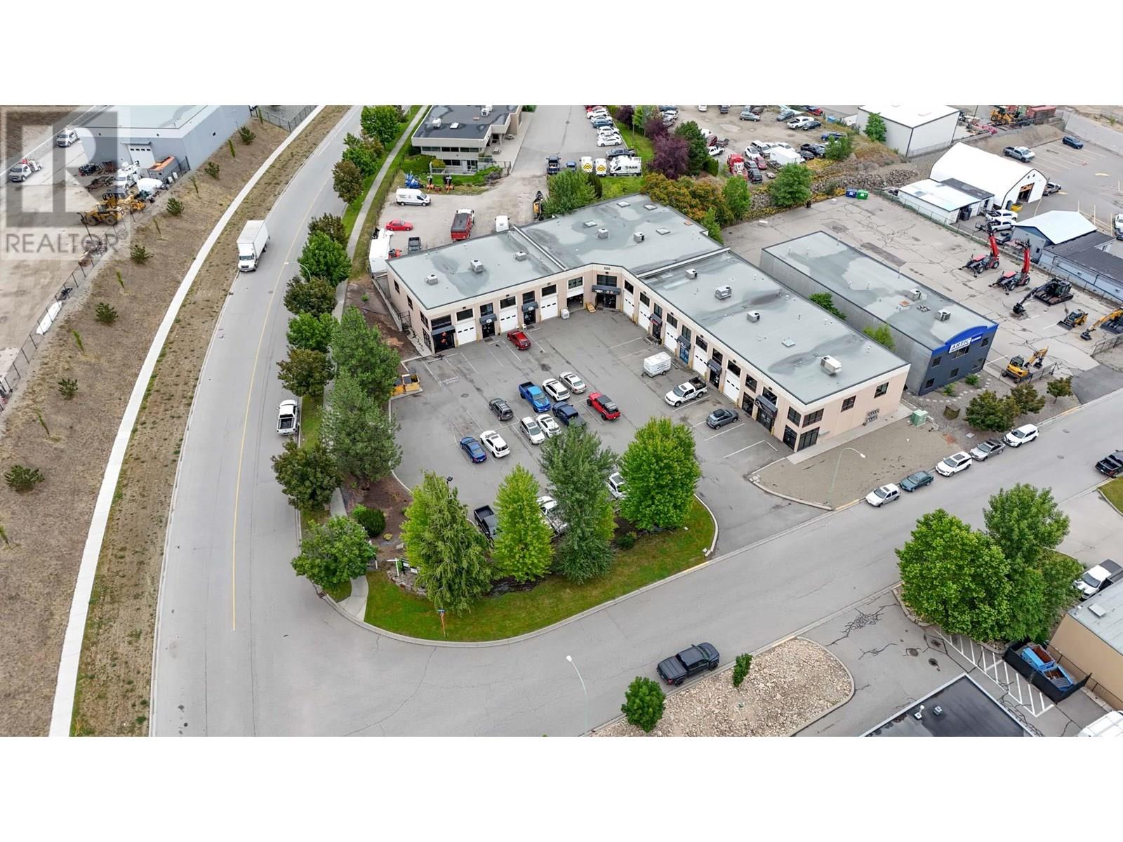 6 220 Neave Road, Kelowna
