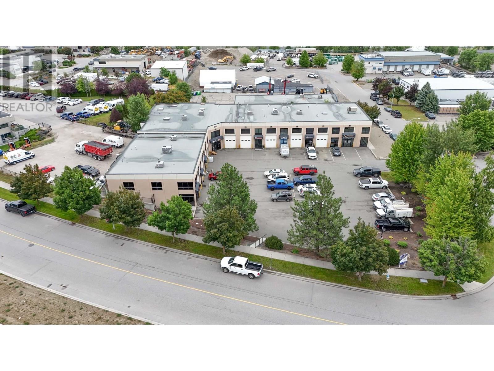 6 220 Neave Road, Kelowna