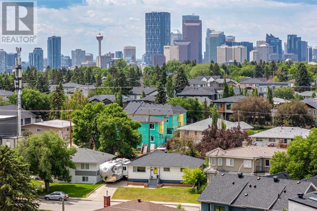 Single Family House Bungalow for Sale in  Russell Road NE Renfrew Calgary 
