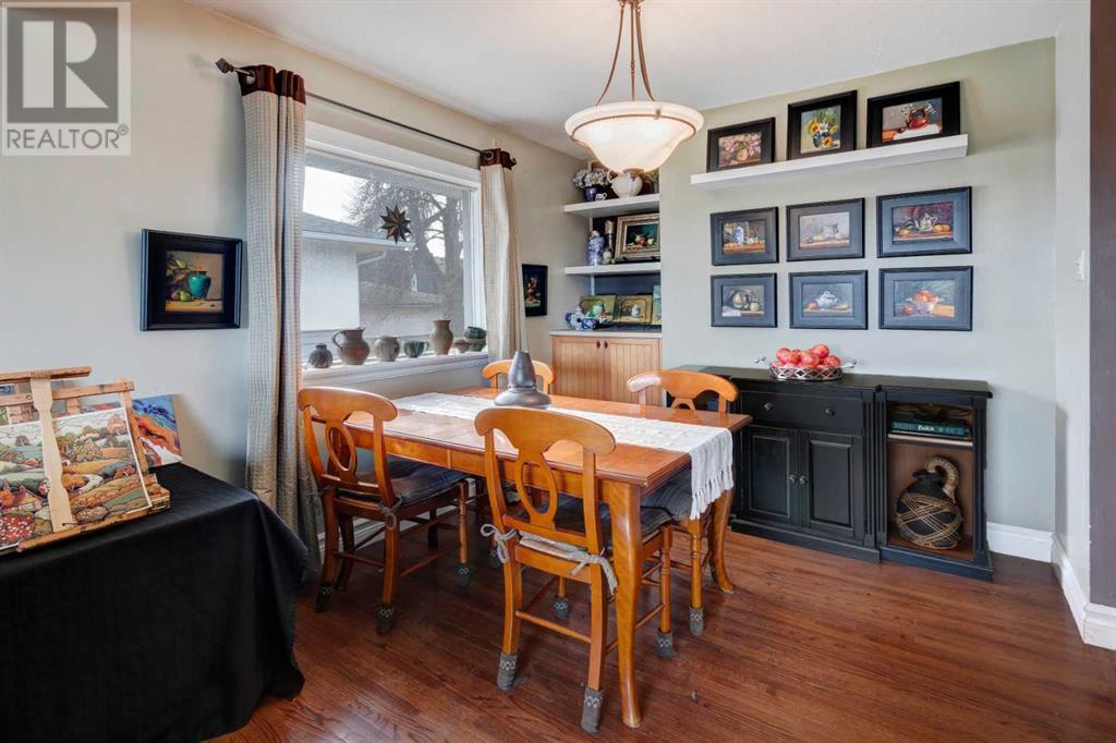 Single Family House Bungalow for Sale in  Russell Road NE Renfrew Calgary 