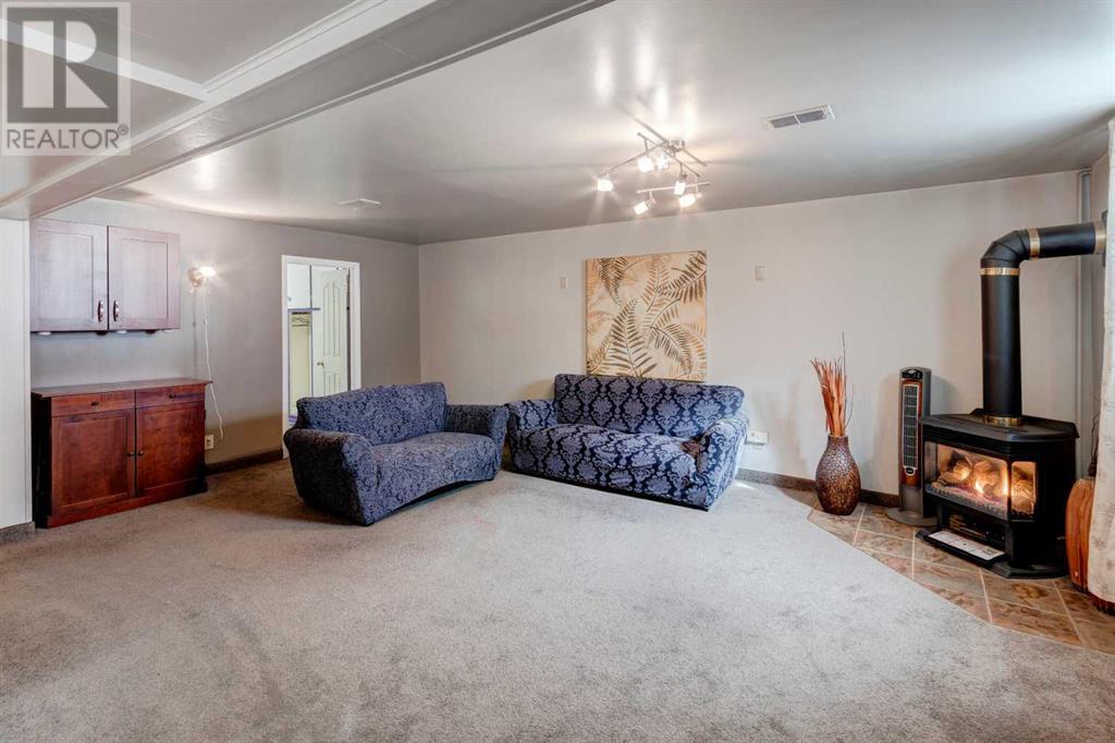 Single Family House Bungalow for Sale in  Russell Road NE Renfrew Calgary 