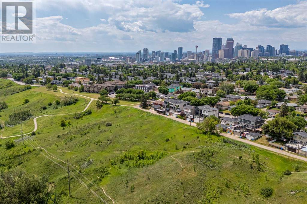 Single Family House Bungalow for Sale in  Russell Road NE Renfrew Calgary 