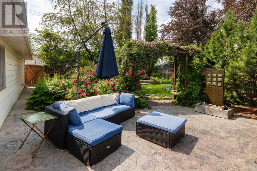 Single Family House Bungalow for Sale in  Russell Road NE Renfrew Calgary 