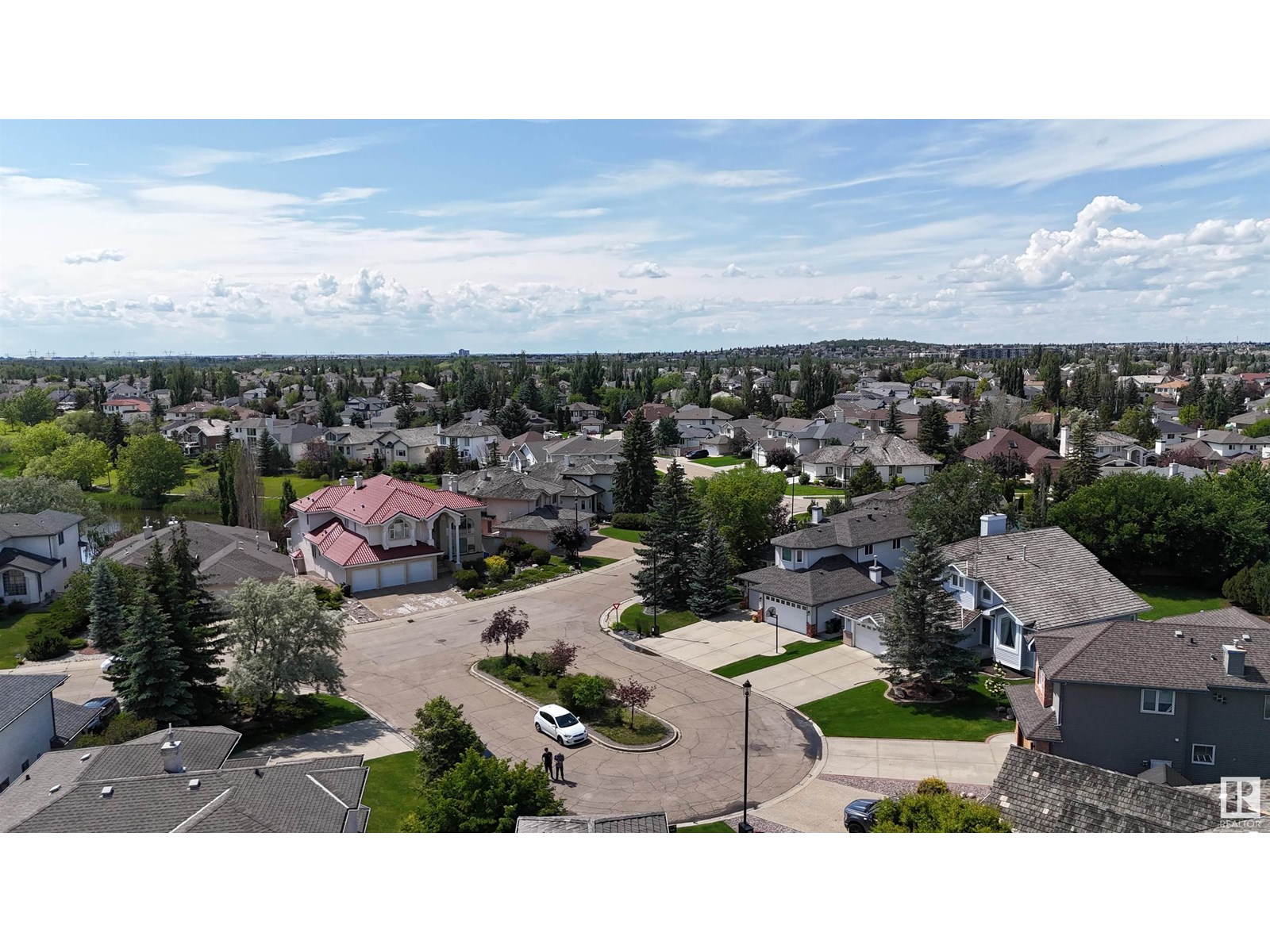 Photo 62 of 520 Twin Brooks Ba Nw, Edmonton AB