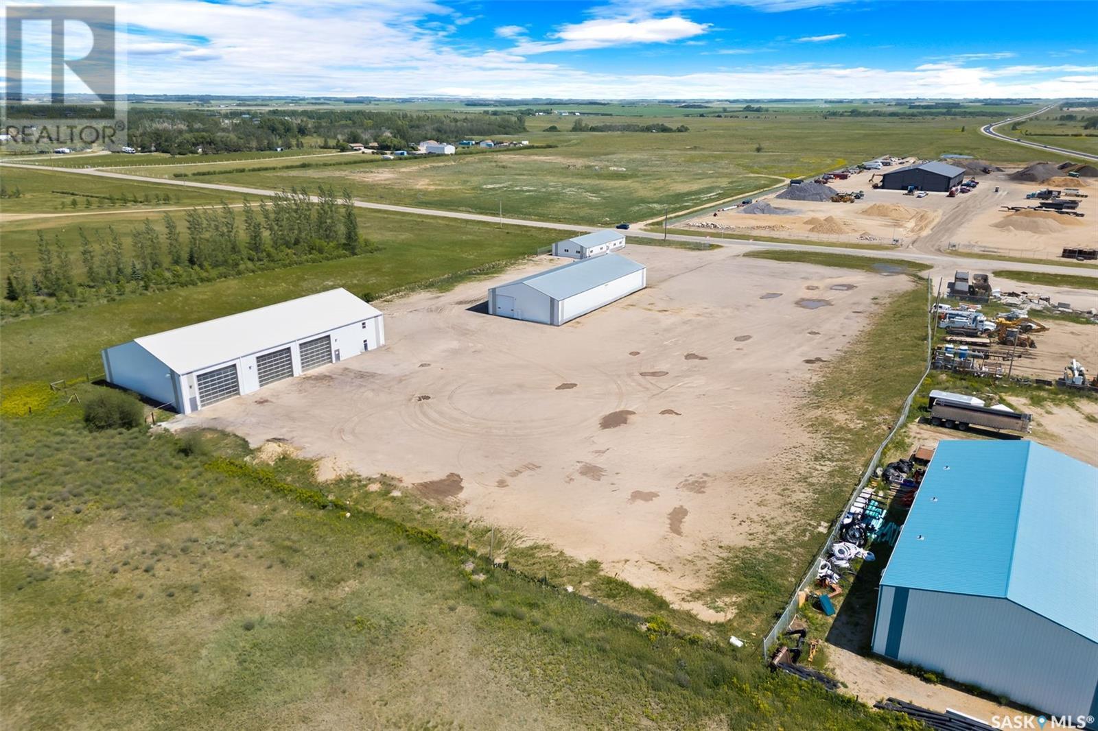 Photo 4 of 1200 Butte Street, Pilot Butte SK